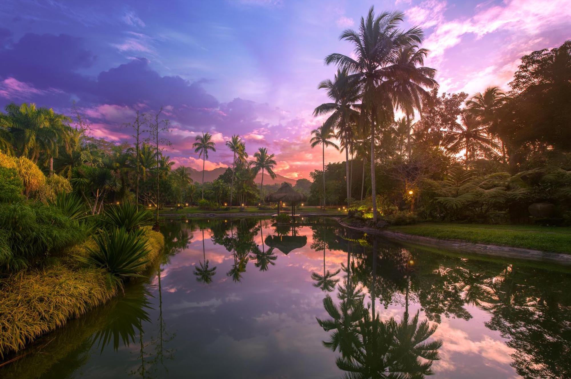 The Farm At San Benito Hotel Lipa City Exterior photo